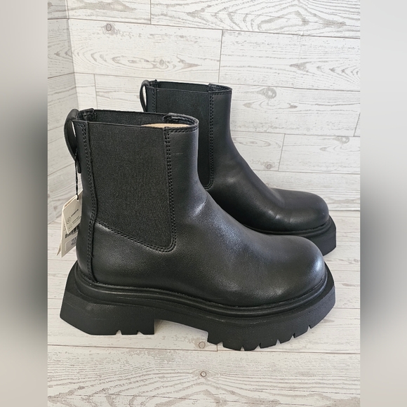 ZARA Black Chunky Chelsea Boots Size 41/ USA 10 NWT NO BOX Platform Lug Sole - Picture 2 of 7